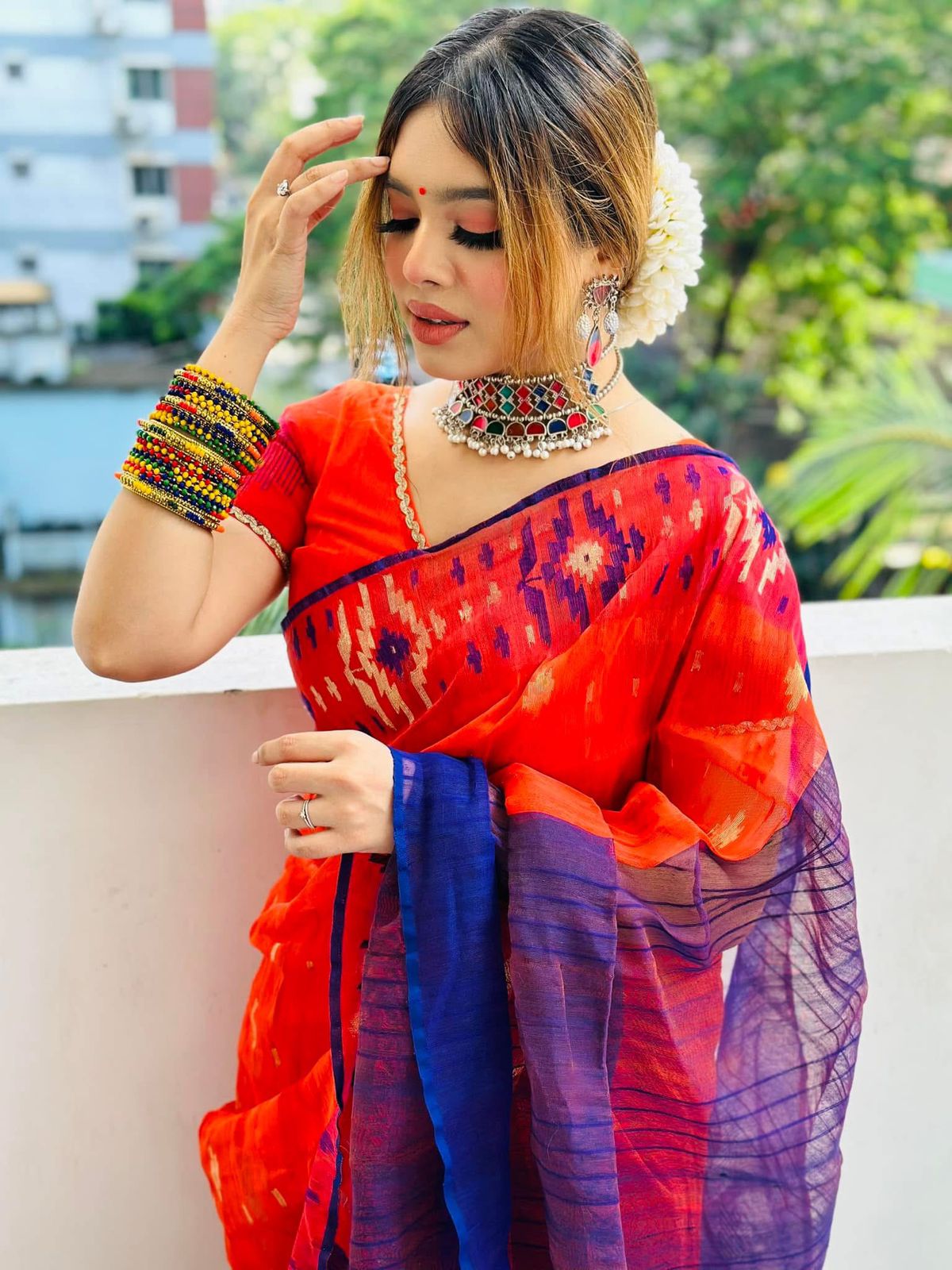 ৬০ কাউন্ট সুতার জামদানি শাড়ির সাথে ব্লাউজ পিছ। DJS-07