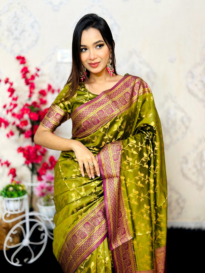 সফ্ট সিল্ক কাতান শাড়ি ব্লাউজ পিস সহ। PKS-16