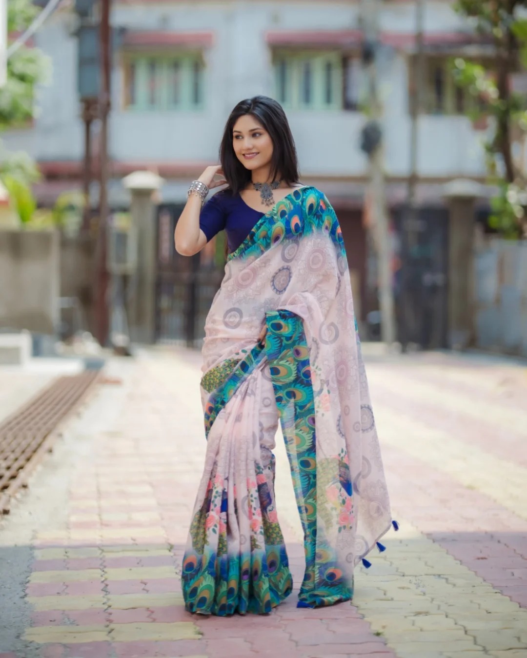 Peacock Elegance – Premium Digital Print Saree | DG-207