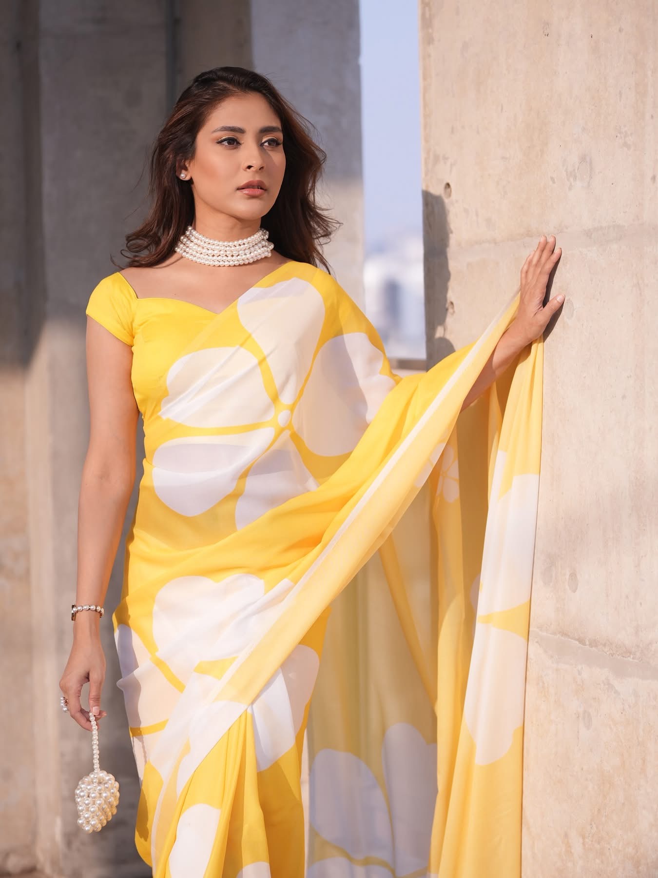 Semi Moslin Silk Digital Printed Saree With Blouse Piece | DG-132